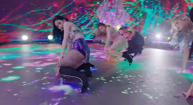 Điểm trừ cho stylist của aespa: Vừa giống BLACKPINK, vừa bê nguyên sai lầm của Red Velvet - ảnh 8