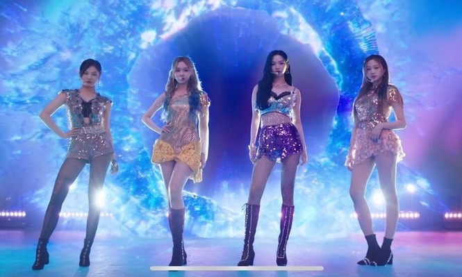 Điểm trừ cho stylist của aespa: Vừa giống BLACKPINK, vừa bê nguyên sai lầm của Red Velvet - ảnh 1