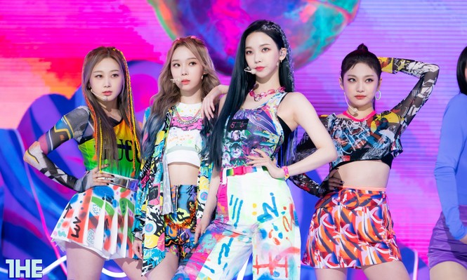 Netizen phát hiện một điểm khiến sân khấu debut của aespa khác hẳn các nhóm nữ SM Ent - ảnh 1