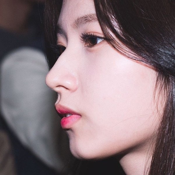 Idol mũi diều hâu vẫn được khen ngợi: Tiêu chí về mũi đẹp của người Hàn đã thay đổi? - ảnh 2