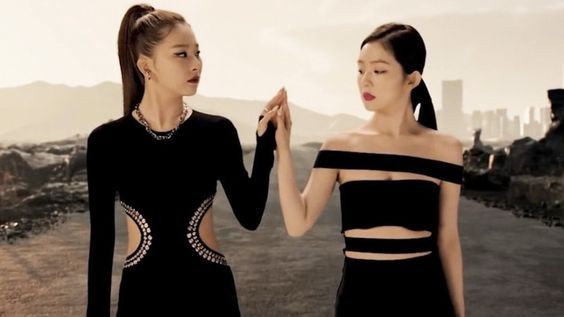 Vì đâu netizen bất ngờ cực độ khi biết danh tính stylist lo trang phục cho aespa? - ảnh 5