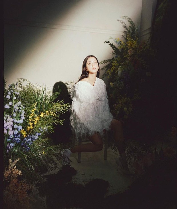 Song Hye Kyo hai lần đụng hàng với BLACKPINK: Đẳng cấp chị đại K-Biz thật không đùa được - ảnh 2