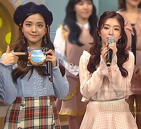 Đại chiến visual của Irene và Jisoo: Netizen không biết chọn ngọt ngào hay sang chảnh - ảnh 2