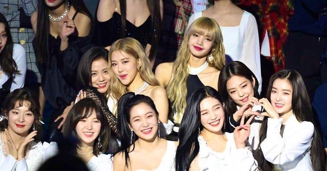 Đại chiến visual của Irene và Jisoo: Netizen không biết chọn ngọt ngào hay sang chảnh - ảnh 6