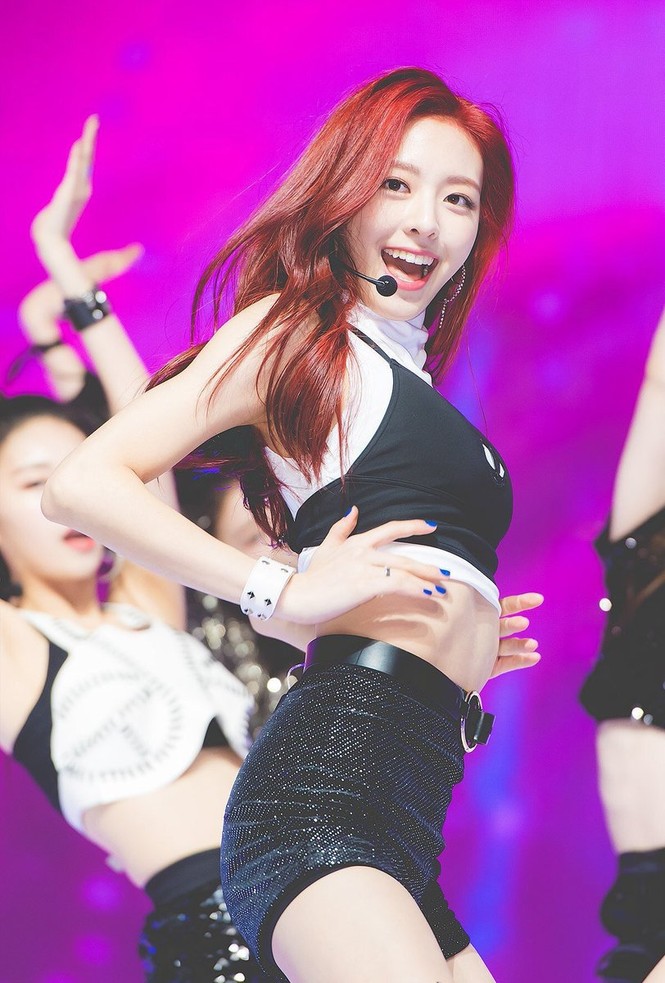 Nhan sắc trước debut của Yuna (ITZY) xuất sắc cỡ nào mà netizen không thể tìm được ảnh xấu? - ảnh 4