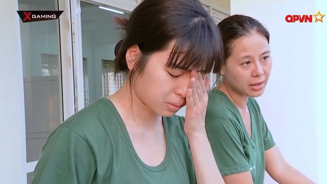 Không hẹn mà gặp, hai nàng Khánh Vân đều chung cảnh tỏa sáng đầu năm, thị phi cuối năm - ảnh 2