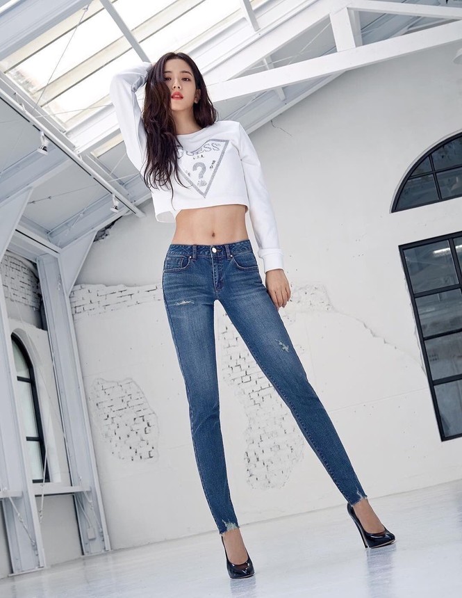 Tuyệt chiêu nào giúp Jisoo dù thấp nhất BLACKPINK nhưng vẫn khiến người khác ngước nhìn? - ảnh 6