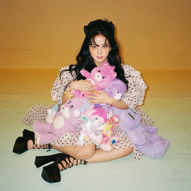 Tuyệt chiêu nào giúp Jisoo dù thấp nhất BLACKPINK nhưng vẫn khiến người khác ngước nhìn? - ảnh 1