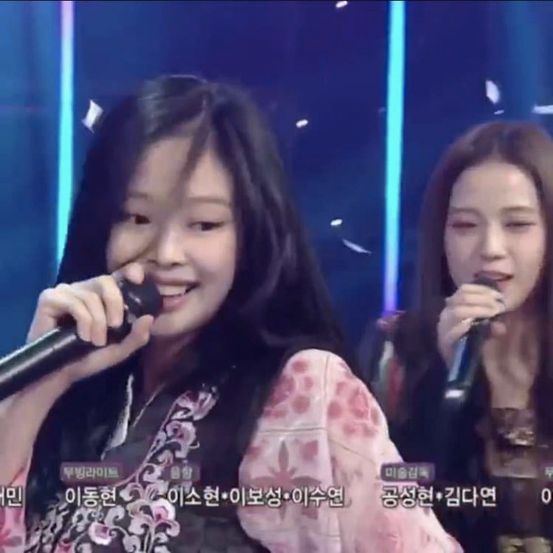 “Nữ thần mặt mộc” của BLACKPINK gọi tên Jennie: Không son phấn còn xinh hơn khi trang điểm - ảnh 4