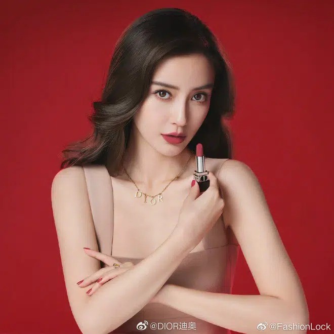Dior cùng lúc tung ảnh mới của Jisoo và Angela Baby: Nàng thơ nào xinh đẹp ấn tượng hơn? - ảnh 3