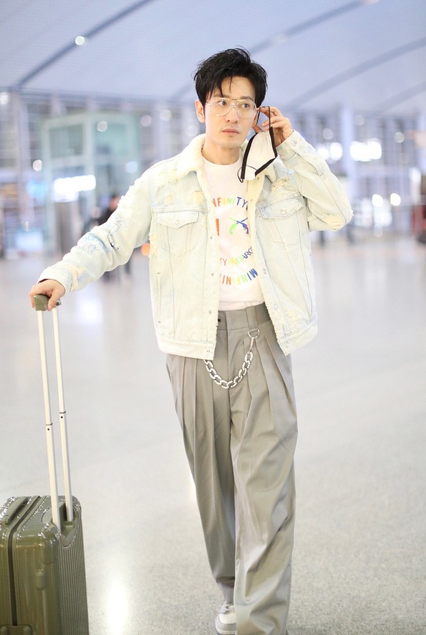 Cả Angela Baby và Huỳnh Hiểu Minh đều lộ hành động bất thường cho thấy hôn nhân trục trặc - ảnh 3