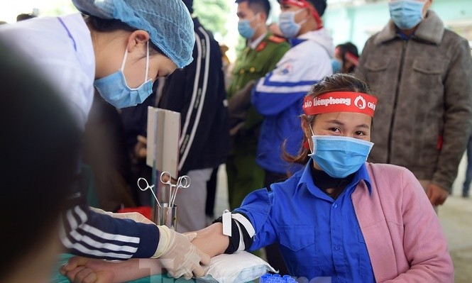 Hàng nghìn người chung tay giúp hành trình Chủ nhật Đỏ 2021 tiếp nhận lượng máu kỷ lục - ảnh 2