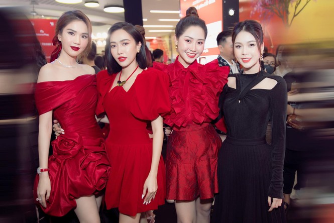 Nhìn ba người đẹp V-Biz đụng hàng bộ váy đen mới thấy quá mảnh mai chưa chắc đã đẹp - ảnh 5