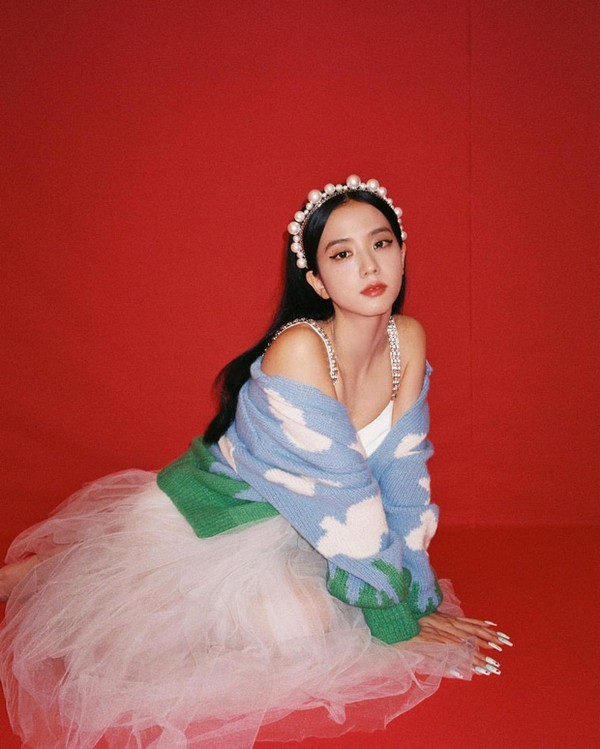 Năm lần bảy lượt các cô gái BLACKPINK diện chung một món đồ, thân nhau đến thế là cùng - ảnh 1