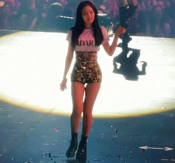 Làm thế nào mà Jennie có thể khắc phục một điểm trừ ngoại hình tưởng như không thể sửa? - ảnh 6