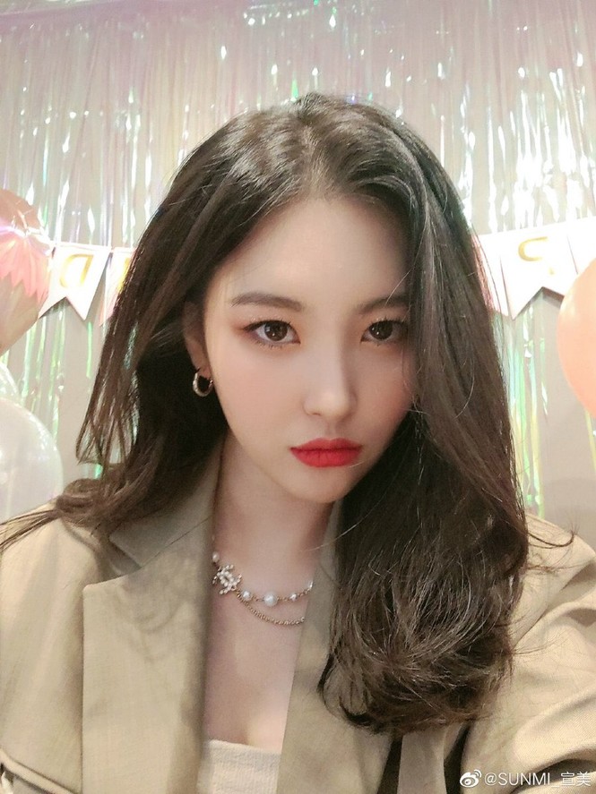 Đâu chỉ kiểu dáng lông mày, đường chân tóc cũng có thể giúp idol thăng hạng nhan sắc - ảnh 10