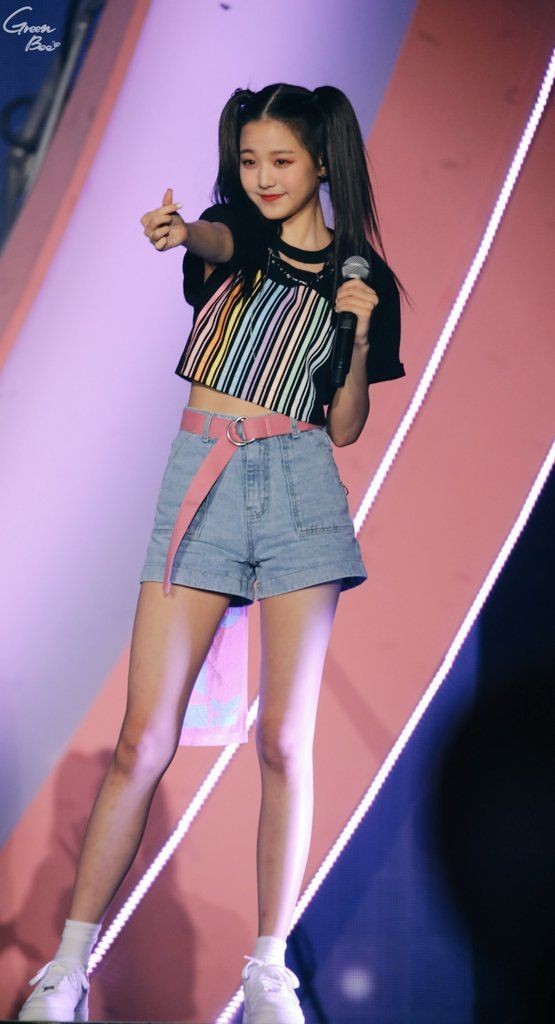 Những nữ idol dáng đẹp nhưng ít được khen ngợi: Ngoài Jisoo (BLACKPINK) còn thêm ai nữa? - ảnh 1