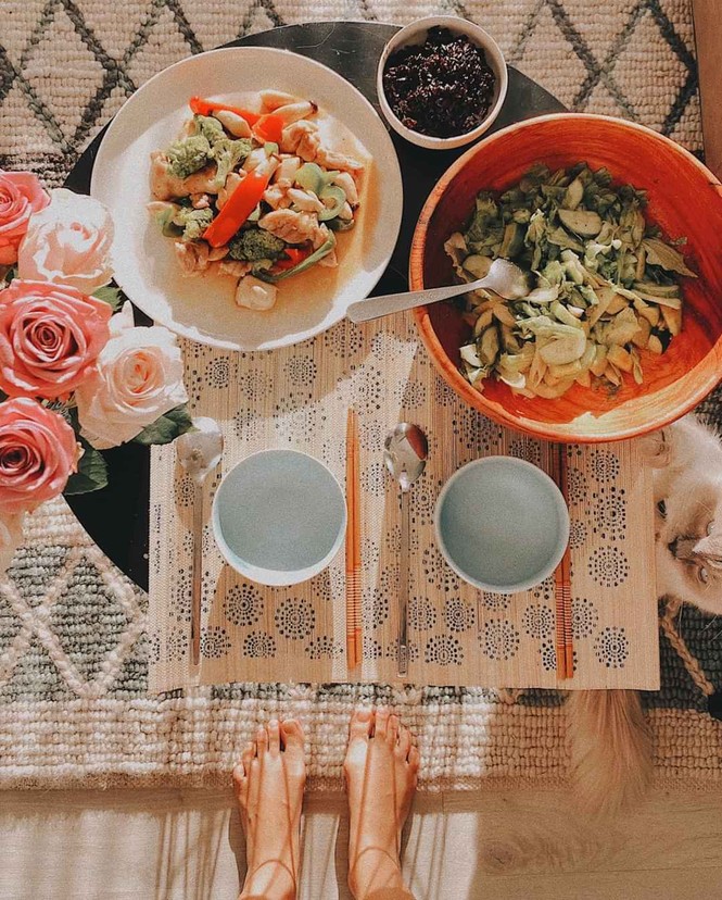 Gửi couple Quang Đạt - Hà Trúc: Ở nhà cách ly khổ lắm rồi, đừng