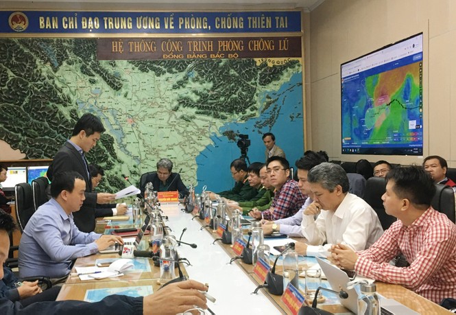 Hơn 175.000 lồng bè thuỷ sản lo ngay ngáy trước bão số 10 - ảnh 1