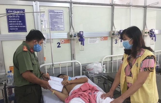 Tin mới vụ chiến sĩ CSCĐ phải cưa chân khi ngăn nhóm đua xe - ảnh 1