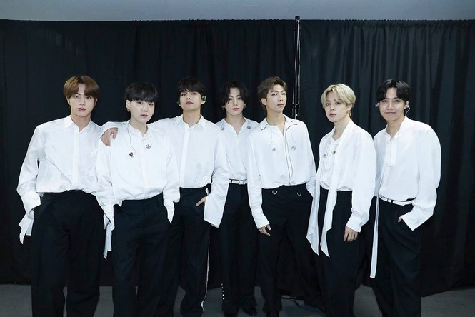 BTS, Taylor Swift, The Weeknd và Justin Bieber