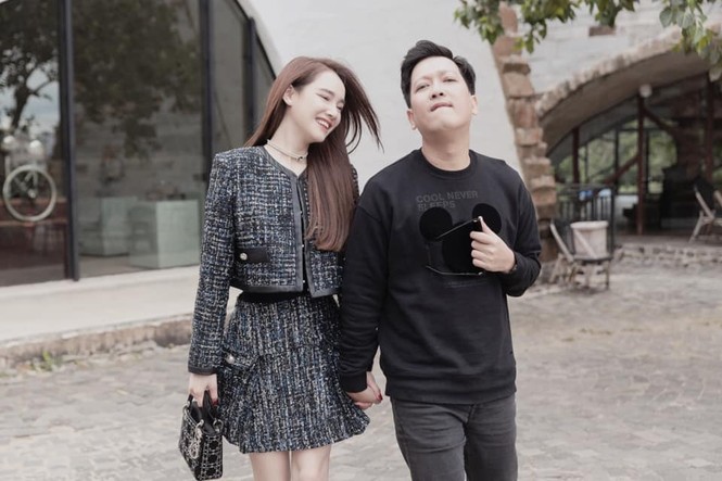 Nhã Phương khoe khoảnh khắc tình tứ bên Trường Giang khiến FA phải