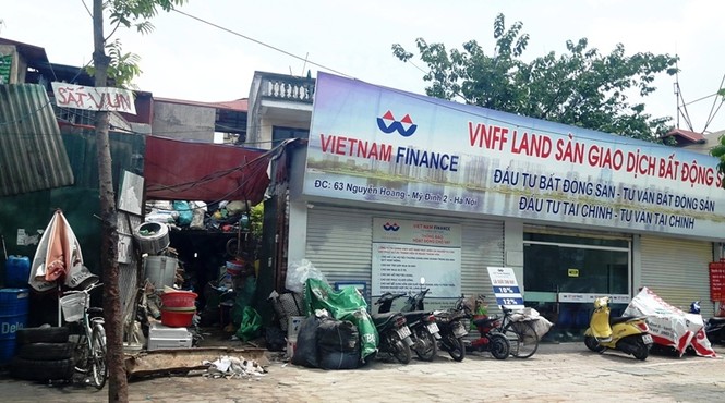 Dân khiếu nại đến lãnh đạo Hà Nội vì quy hoạch kiốt bám đường trăm tỷ - ảnh 1