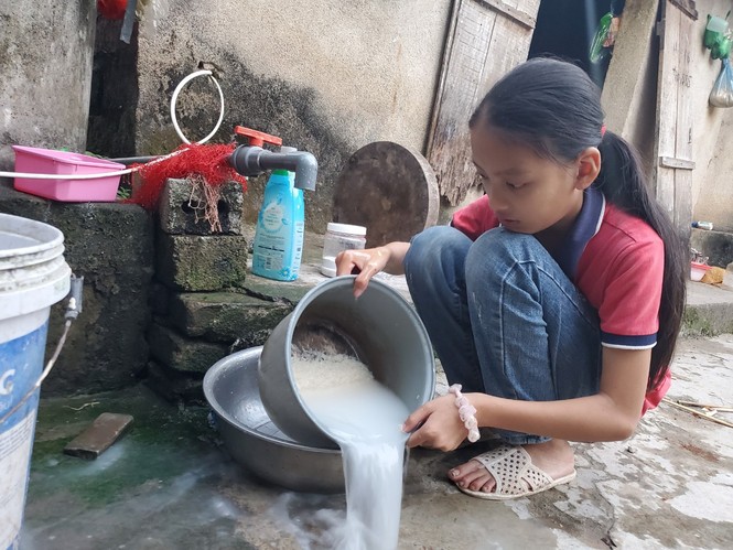 Cảm thương 2 trẻ mồ côi ngoan hiền ở với bà ngoại bị ung thư di căn - ảnh 6
