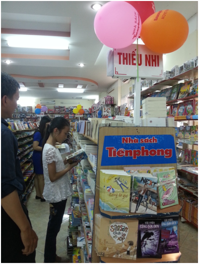 Tuổi thơ cho con. - ảnh 1