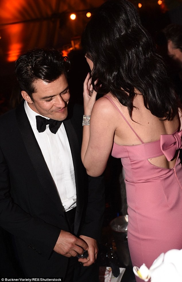 Chồng cũ Miranda Kerr ‘quấn quýt’ Katy Perry tại sự kiện - ảnh 5