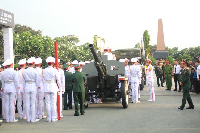Đại tướng Lê Đức Anh an nghỉ cùng đồng đội tại Nghĩa trang Thành phố Hồ Chí Minh - ảnh 1