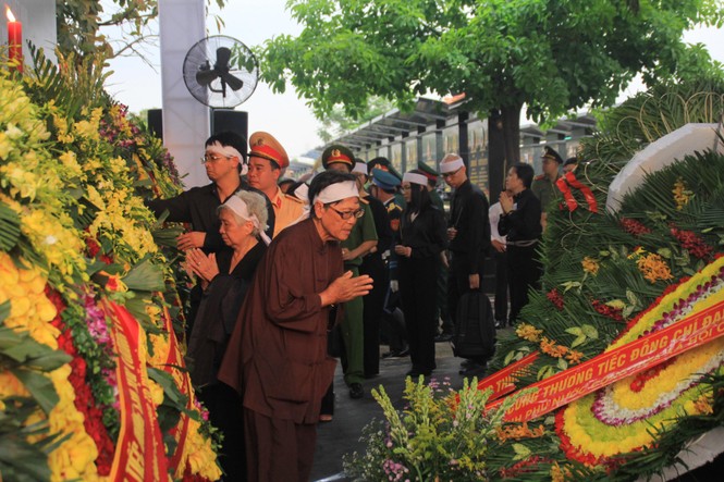 Đại tướng Lê Đức Anh an nghỉ cùng đồng đội tại Nghĩa trang Thành phố Hồ Chí Minh - ảnh 27