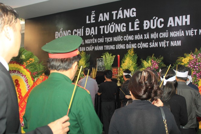 Đại tướng Lê Đức Anh an nghỉ cùng đồng đội tại Nghĩa trang Thành phố Hồ Chí Minh - ảnh 22