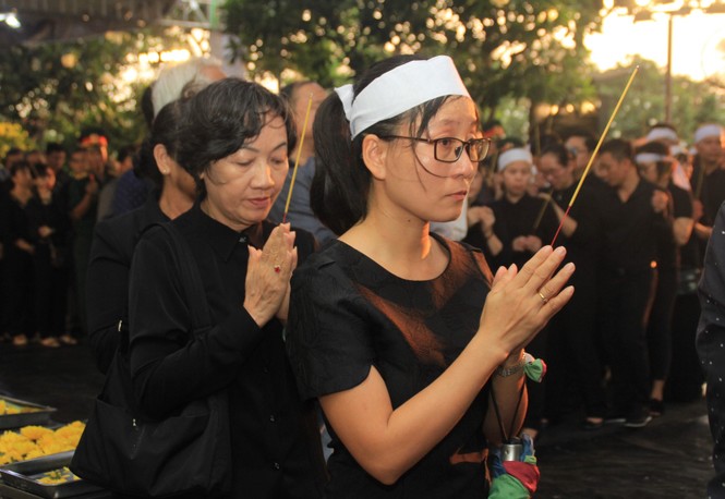 Đại tướng Lê Đức Anh an nghỉ cùng đồng đội tại Nghĩa trang Thành phố Hồ Chí Minh - ảnh 24