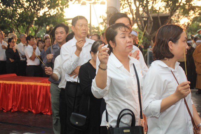 Đại tướng Lê Đức Anh an nghỉ cùng đồng đội tại Nghĩa trang Thành phố Hồ Chí Minh - ảnh 25