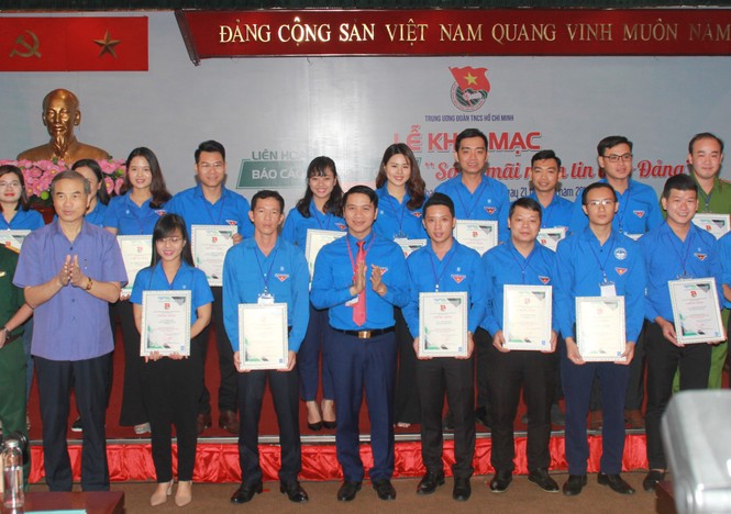 Thi báo cáo viên giỏi có cơ hội đến với Trường Sa - ảnh 2