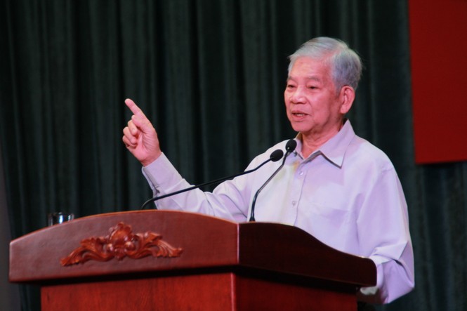 Nguyên Chủ tịch nước Nguyễn Minh Triết tiếp lửa bản lĩnh, phấn đấu cho bạn trẻ - ảnh 1