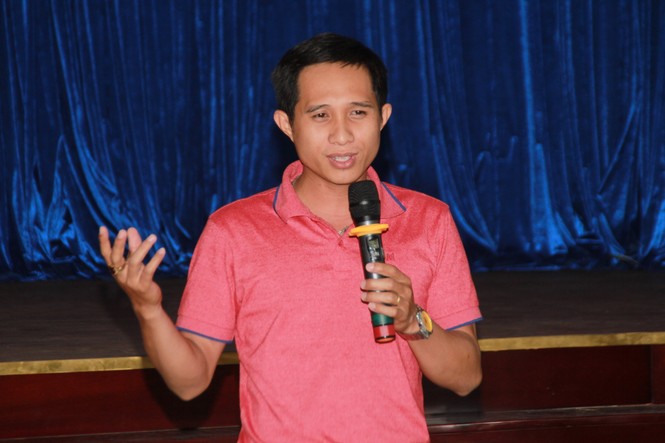 Thủ khoa sảng khoái trải nghiệm trước lúc nhận học bổng - ảnh 6