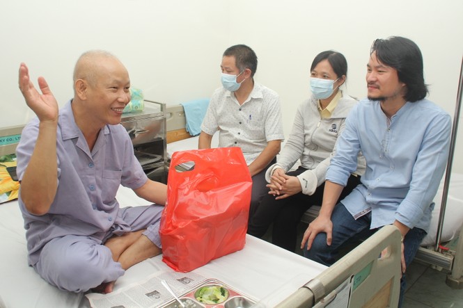 Chuyến thiện nguyện đầu tiên của Top 3 HHVN 2020 đến với các bệnh nhân, thương bệnh binh - ảnh 4