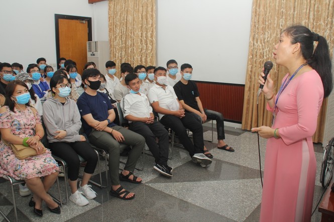 Tân sinh viên chia sẻ điều bổ ích với chương trình học bổng 'Nâng bước thủ khoa' 2020 - ảnh 8