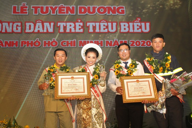 'Công dân trẻ tiêu biểu' Nhã Thi: Mỗi vở diễn, bài hát là thông điệp gửi đến khán giả - ảnh 4