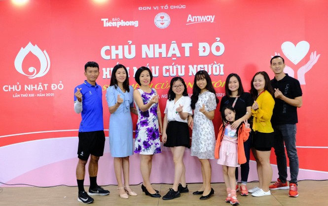 Chủ nhật Đỏ 2021 - ảnh 15