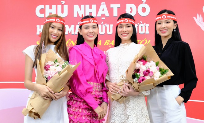 Dàn Á hậu, người đẹp HHVN khuấy động Chủ nhật Đỏ tại TPHCM - ảnh 1