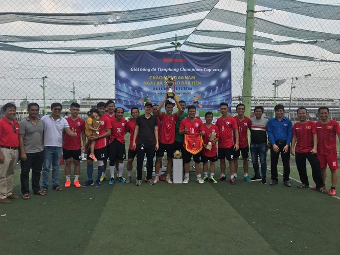 Đội bóng Đoàn Thanh niên EVNHCM vô địch Giải bóng đá Tienphong Champions Cup 2019 - ảnh 2