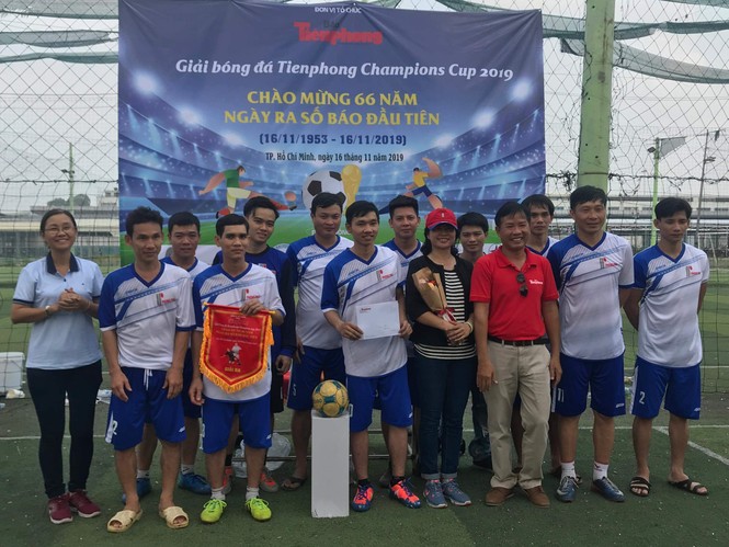 Đội bóng Đoàn Thanh niên EVNHCM vô địch Giải bóng đá Tienphong Champions Cup 2019 - ảnh 4