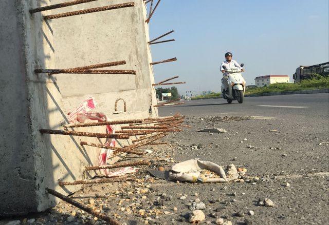 Bẫy “chông sắt” trên cầu vượt nghìn tỷ ở Hà Nội - ảnh 4
