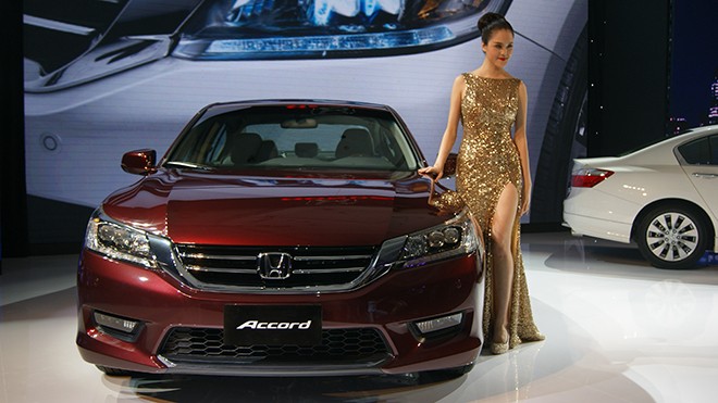 Cận cảnh Honda Accord mẫu mới giá 1,47 tỷ đồng - ảnh 9