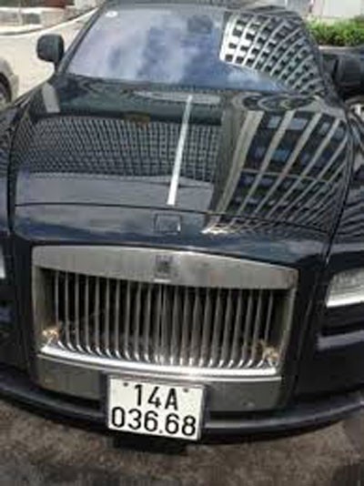 Đại gia và số phận những siêu xe Rolls Royce Phantom - ảnh 2