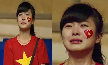 Nữ CĐV đáng yêu bật khóc vì U19 Việt Nam gây sốt mạng - ảnh 2