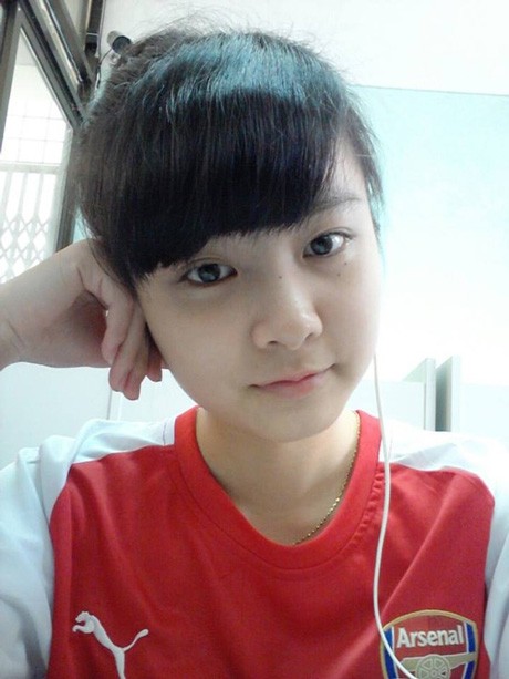 Nữ CĐV đáng yêu bật khóc vì U19 Việt Nam gây sốt mạng - ảnh 10